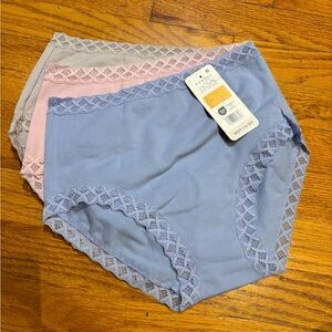 NATORI BLISS FULL BRIEF 3 PACK Iris/Soft Mulberry/Mink NWT SMALL